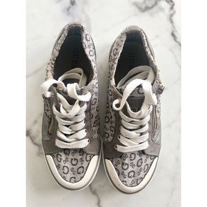 GUESS Sneakers size 5.5